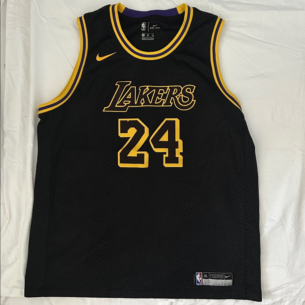 Nike NBA Swingman Jersey - Kobe Bryant Black Mamba Basketball Jersey
